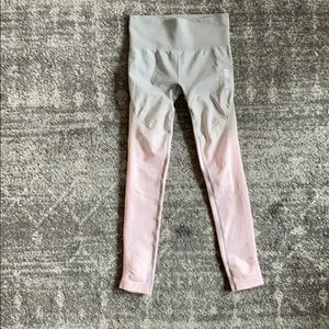 GYMSHARK lt grey to pink ombré leggings size XS